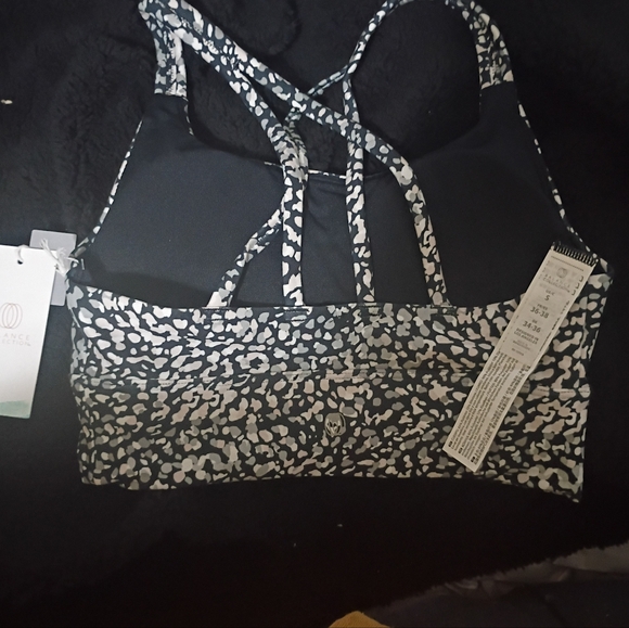 Balance Collection Sports Bra Small - Picture 8 of 9